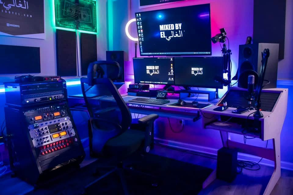Producers Desks